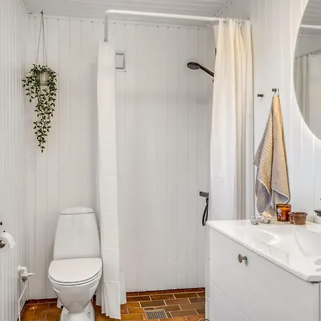 Semesterbostad Ensio - 750m From The Sea By Interhome
